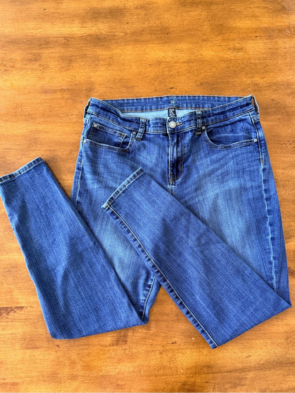 GAP Midwash Blue Skinny Women's Jeans - Stretch Denim